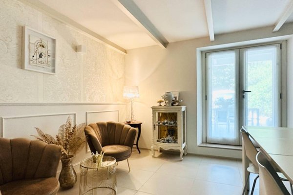 casa indipendente in vendita a Pesaro in zona Centro Città