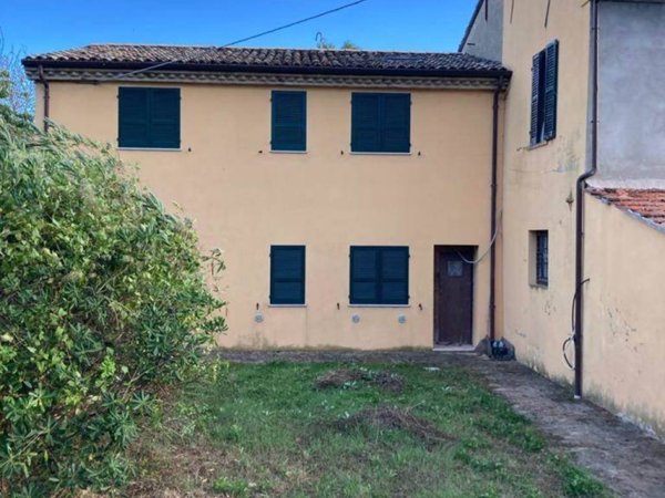 casa indipendente in vendita a Pesaro in zona Villa Fastiggi