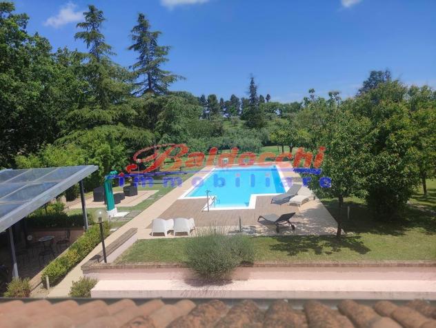 casa indipendente in vendita a Pesaro