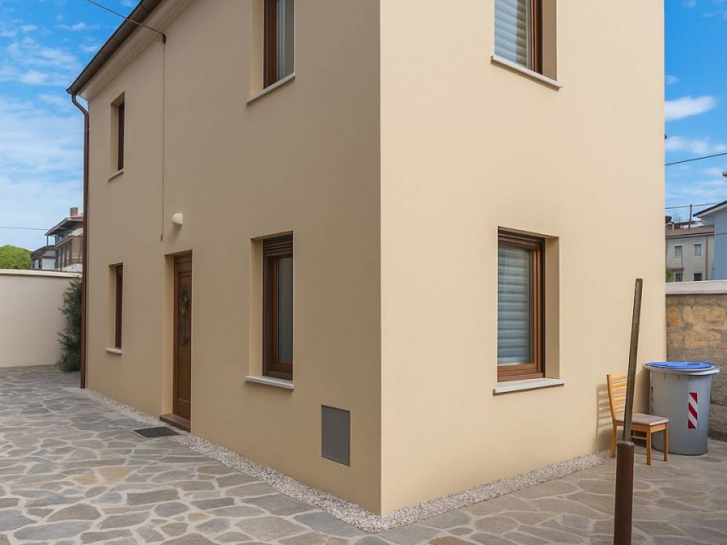casa indipendente in vendita a Pesaro in zona Muraglia