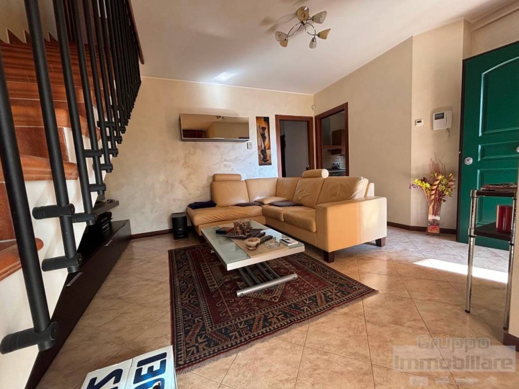 casa indipendente in vendita a Pesaro in zona Santa Veneranda