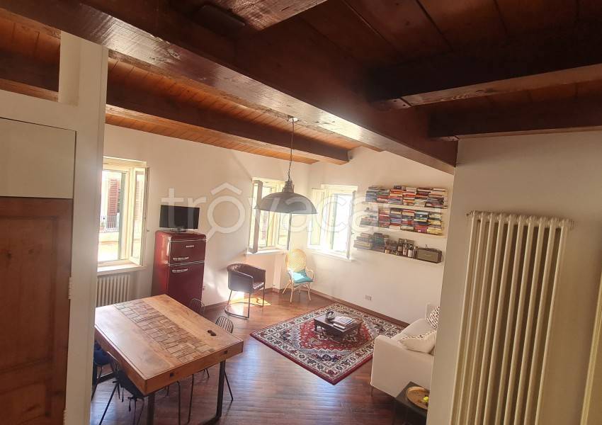 appartamento in vendita a Pesaro in zona Centro Città