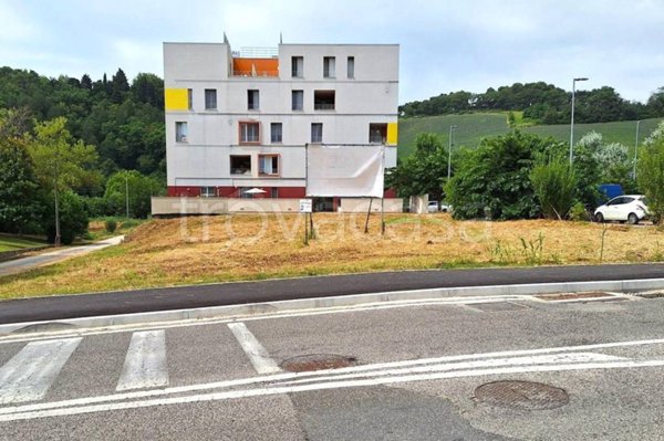 terreno edificabile in vendita a Pesaro in zona Cattabrighe