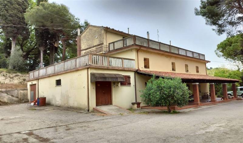 casa indipendente in vendita a Pesaro in zona San Bartolo