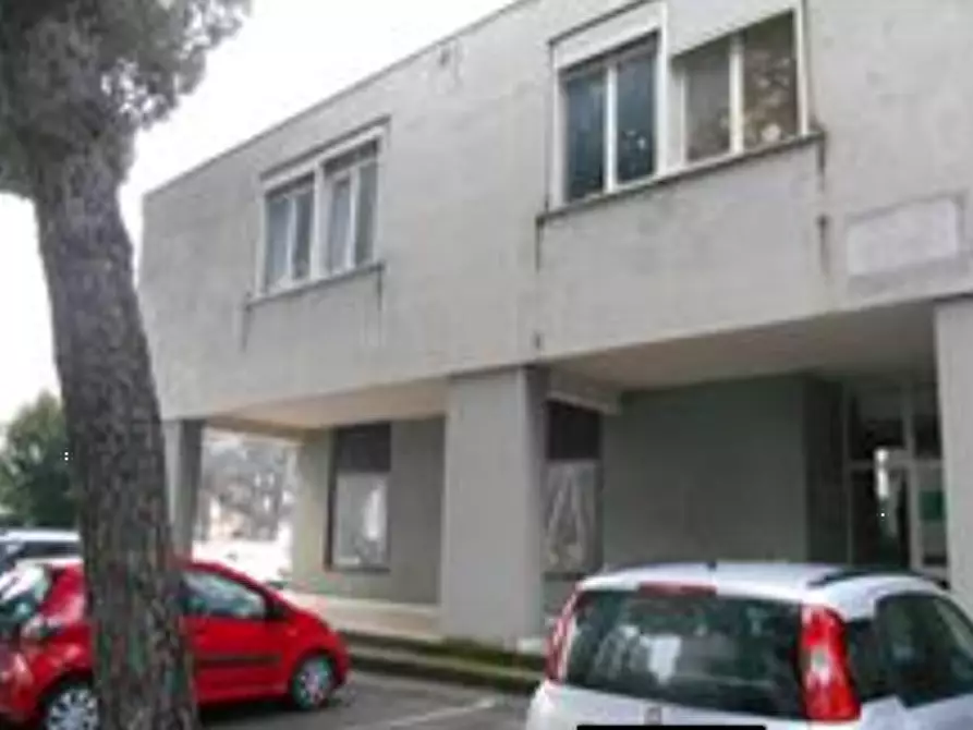 negozio in vendita a Pesaro