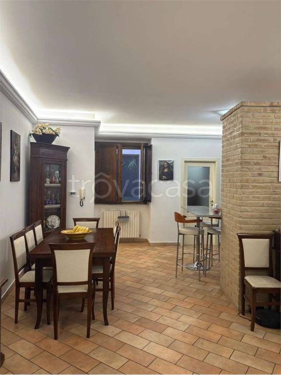 appartamento in vendita a Pesaro in zona Centro Città