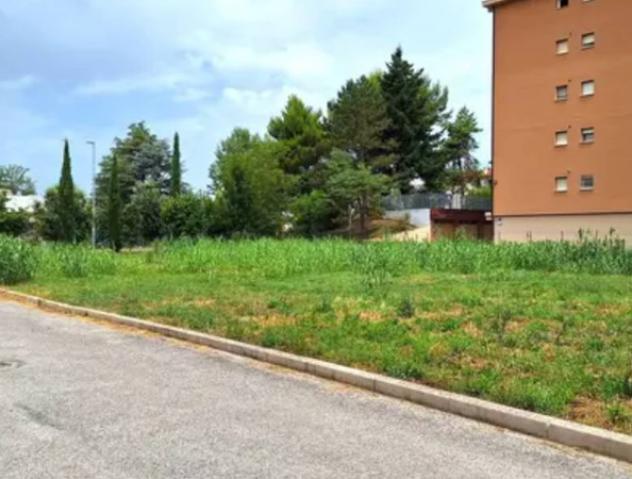 terreno agricolo in vendita a Pesaro in zona Vismara