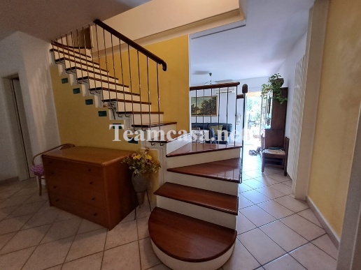 casa indipendente in vendita a Pesaro in zona Pantano