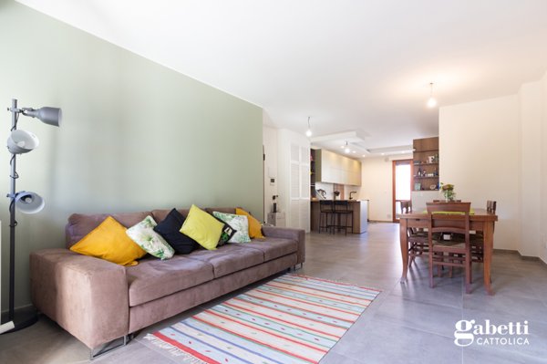 appartamento in vendita a Pesaro in zona Centro Città