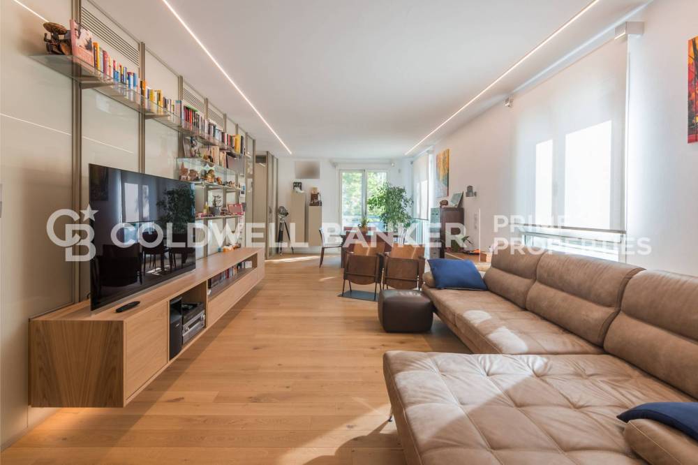 appartamento in vendita a Pesaro in zona Mare