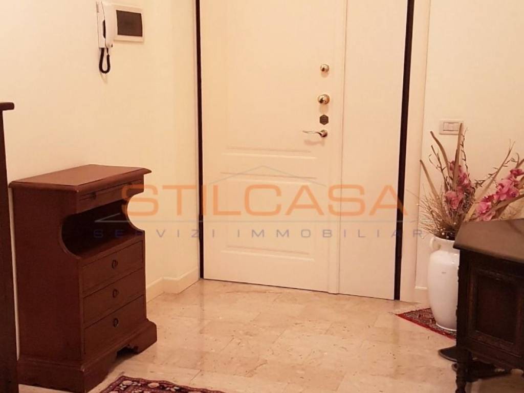 appartamento in vendita a Pesaro in zona Loreto