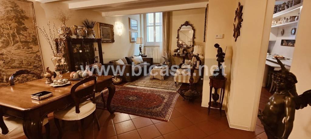 appartamento in vendita a Pesaro in zona Centro Città