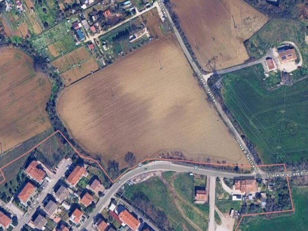 casa indipendente in vendita a Pesaro in zona Case Bruciate