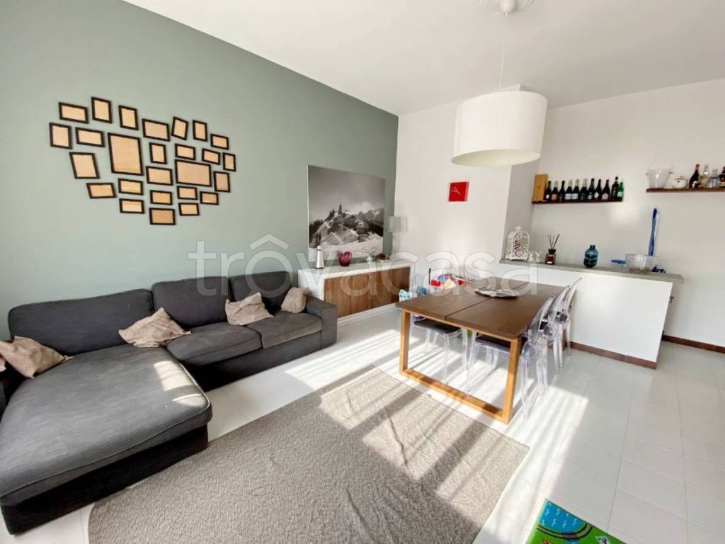 casa indipendente in vendita a Pesaro in zona Soria