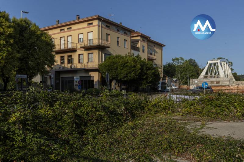 intera palazzina in vendita a Pesaro