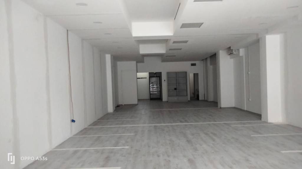 negozio in vendita a Pesaro in zona Pantano