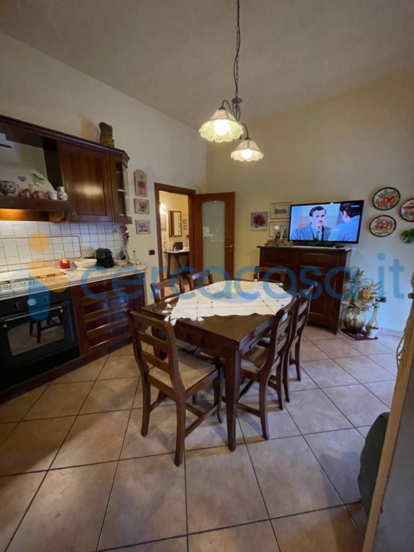 casa indipendente in vendita a Pesaro