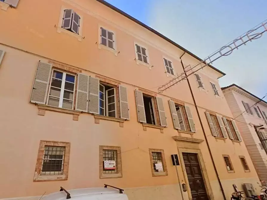 appartamento in vendita a Pesaro in zona Centro Città