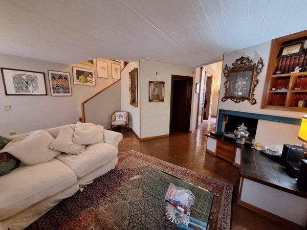 appartamento in vendita a Pesaro in zona Centro Città