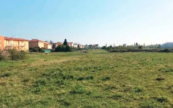 terreno edificabile in vendita a Pesaro