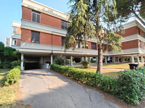 appartamento in vendita a Pesaro in zona Santa Veneranda