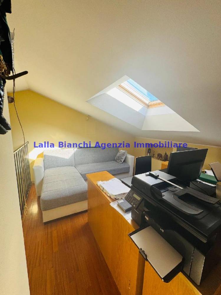 appartamento in vendita a Pesaro in zona Santa Veneranda