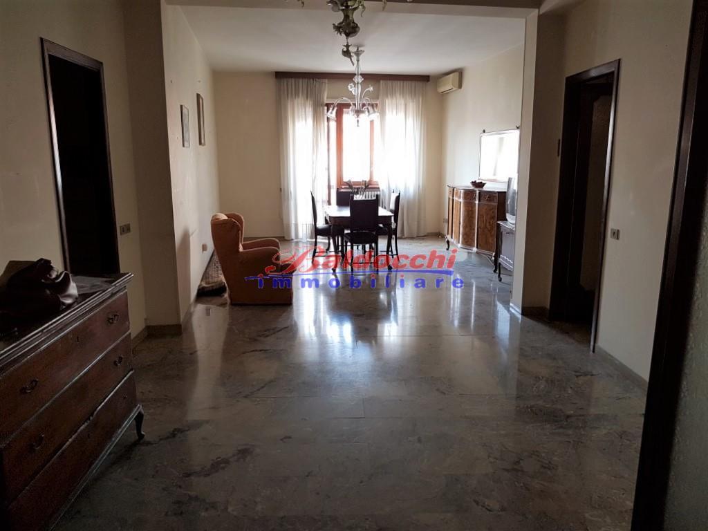 appartamento in vendita a Pesaro in zona Mare