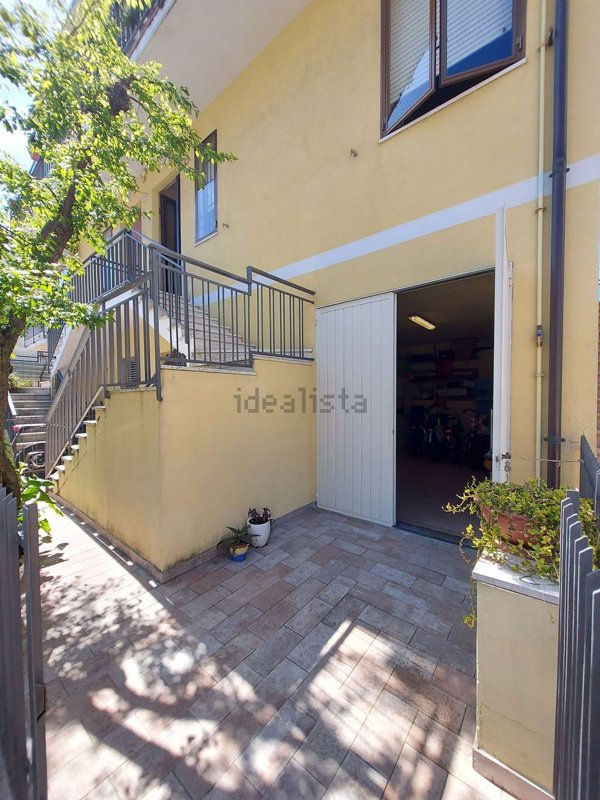 appartamento in vendita a Pesaro in zona Muraglia