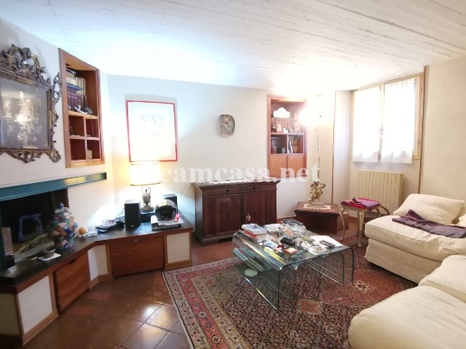 appartamento in vendita a Pesaro in zona Centro Città