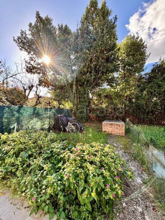 appartamento in vendita a Pesaro in zona Centro Città