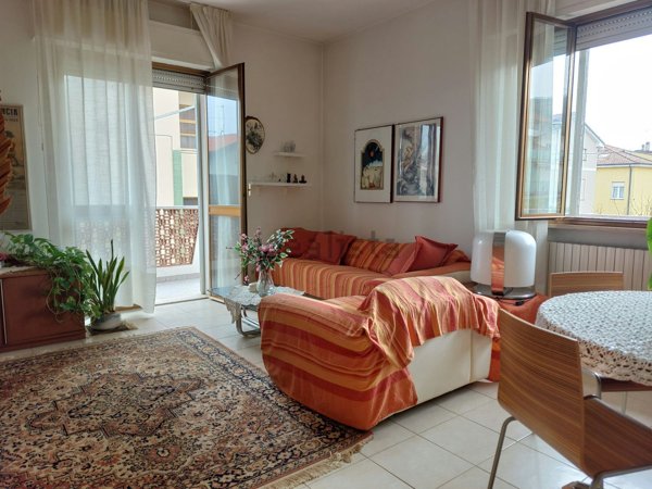 appartamento in vendita a Pesaro in zona Baia Flaminia