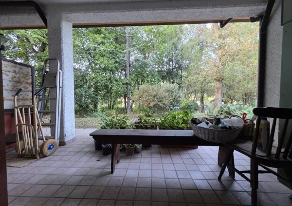 casa indipendente in vendita a Pesaro in zona Santa Maria dell'Arzilla