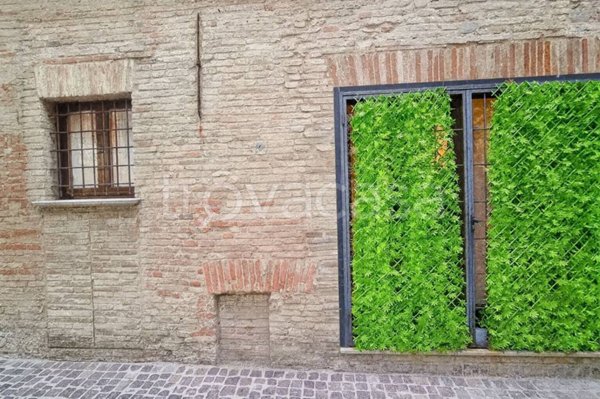 appartamento in vendita a Pesaro in zona Centro Città