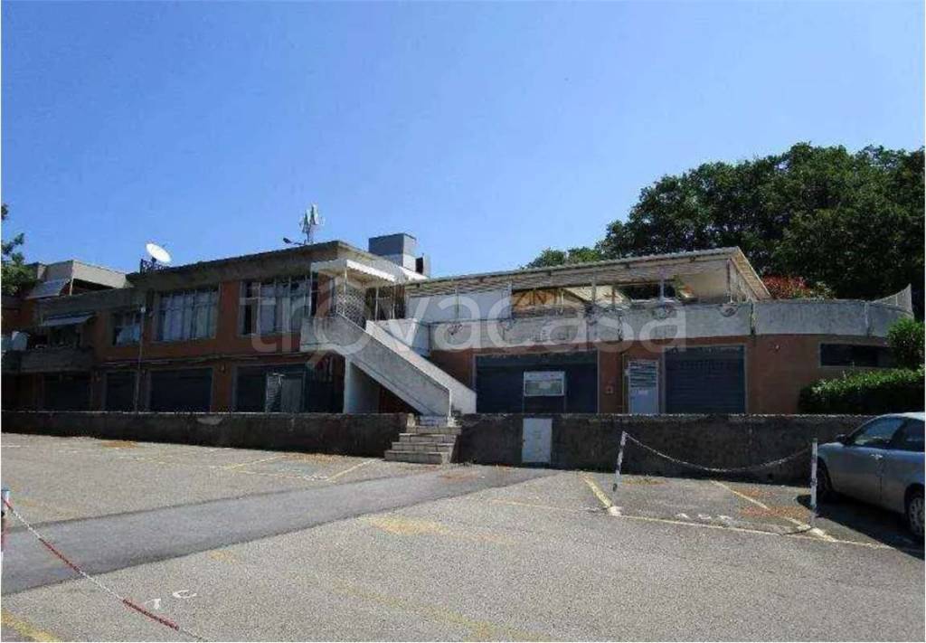 negozio in vendita a Pesaro