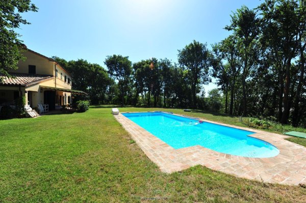 casa indipendente in vendita a Pesaro in zona Novilara