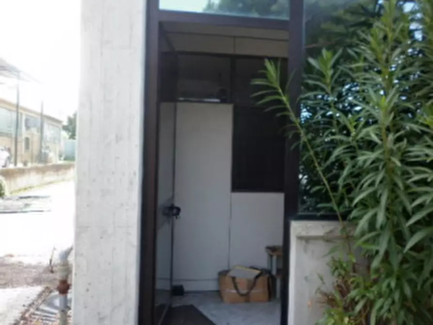 capannone in vendita a Pesaro