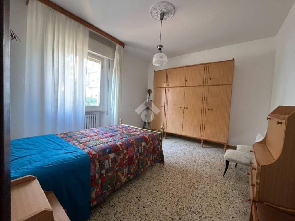 casa indipendente in vendita a Pesaro in zona Soria
