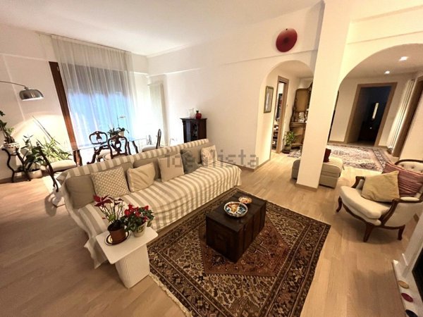 appartamento in vendita a Pesaro in zona Centro Città