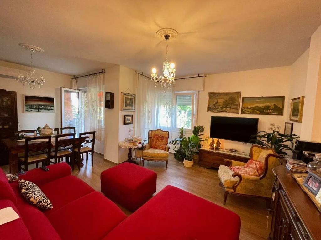 appartamento in vendita a Pesaro in zona Santa Veneranda