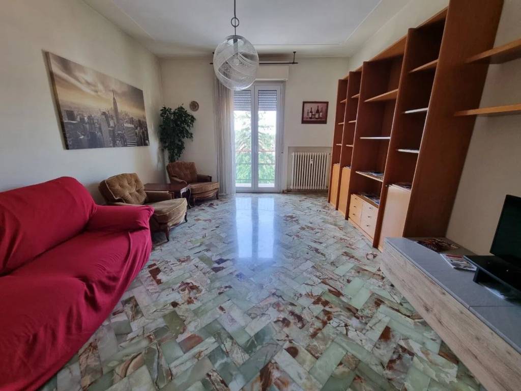 appartamento in vendita a Pesaro in zona Loreto