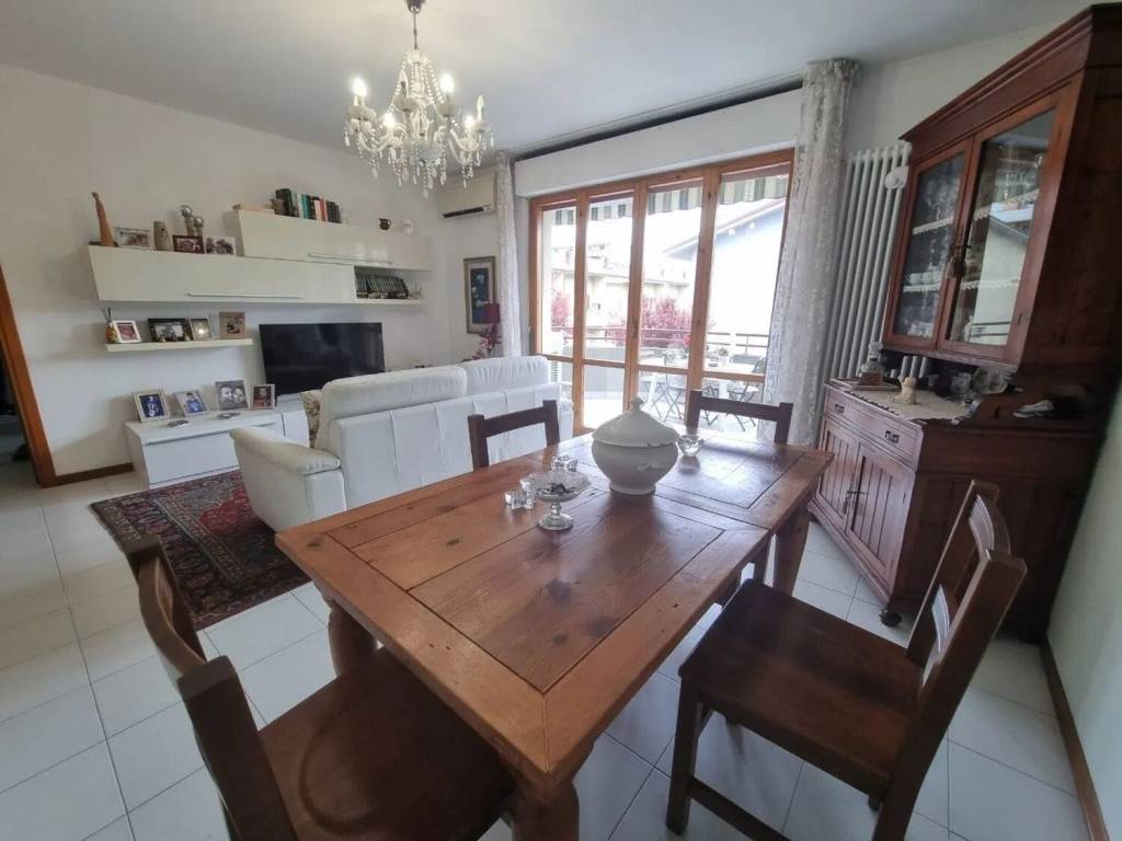 appartamento in vendita a Pesaro in zona Santa Veneranda