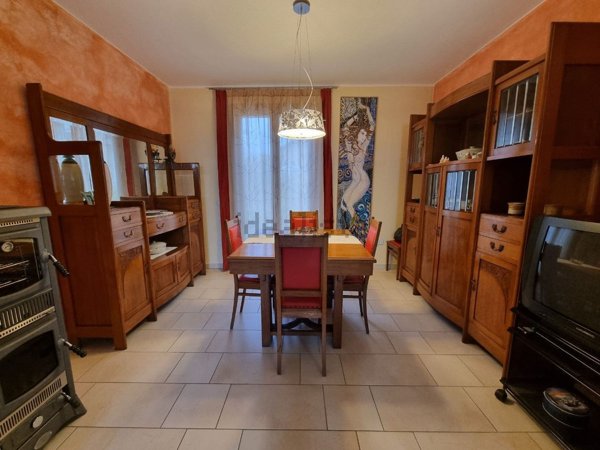 casa indipendente in vendita a Pesaro in zona Monteciccardo
