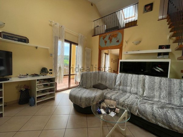 appartamento in vendita a Pesaro in zona Santa Veneranda