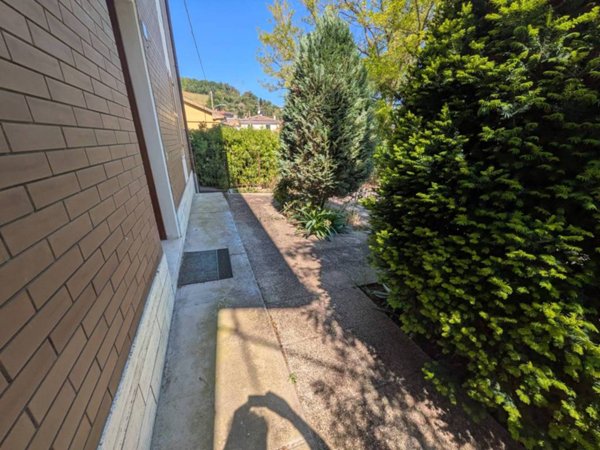 appartamento in vendita a Pesaro in zona Santa Veneranda