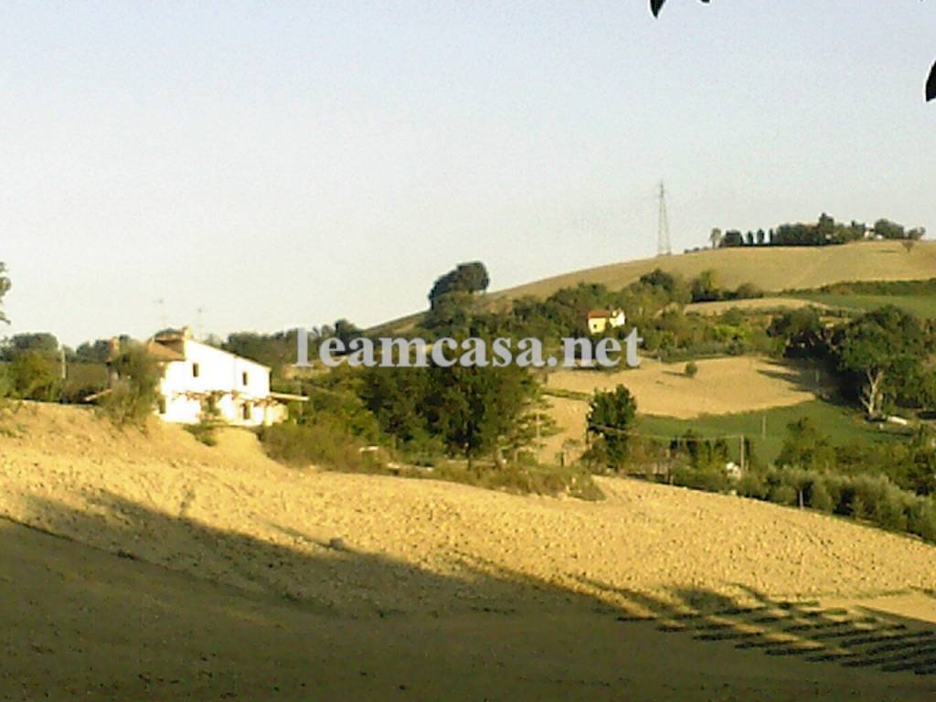casa indipendente in vendita a Pesaro in zona Santa Maria dell'Arzilla