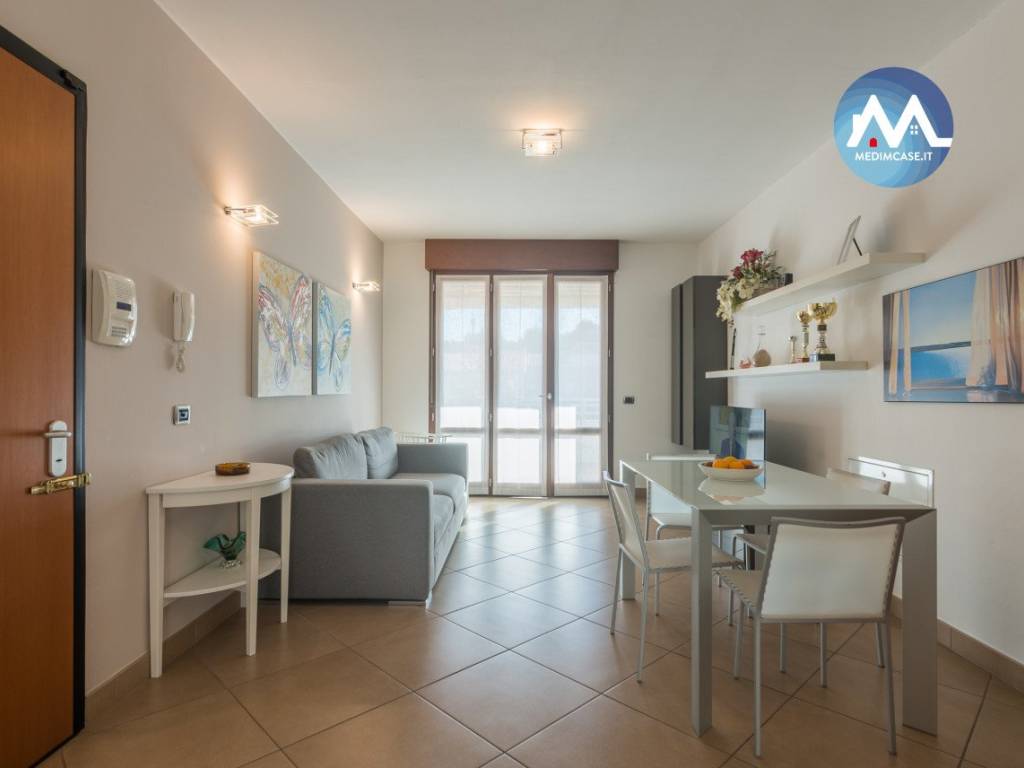 appartamento in vendita a Pesaro in zona Villa Fastiggi