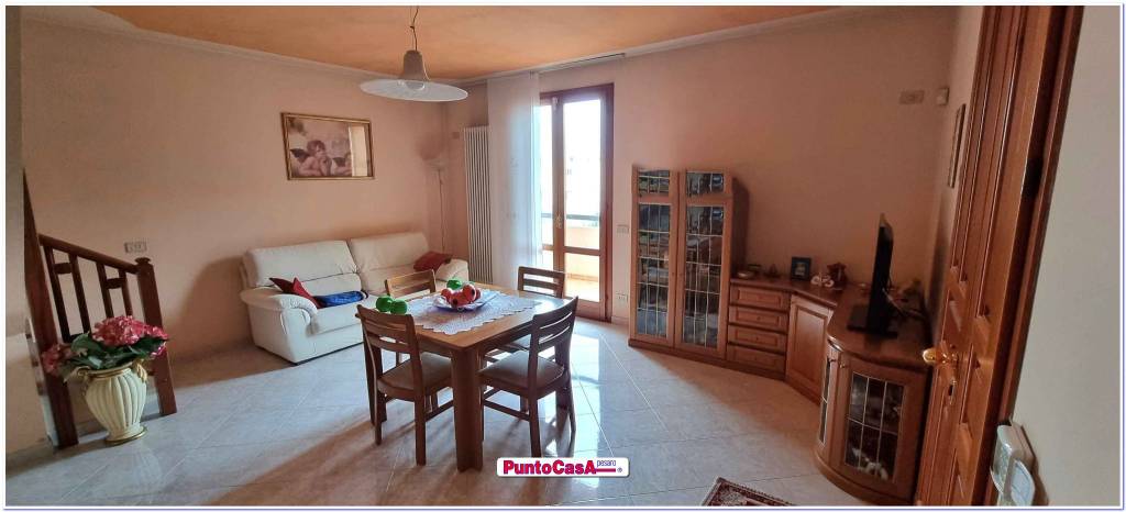 casa indipendente in vendita a Pesaro in zona Villa Fastiggi