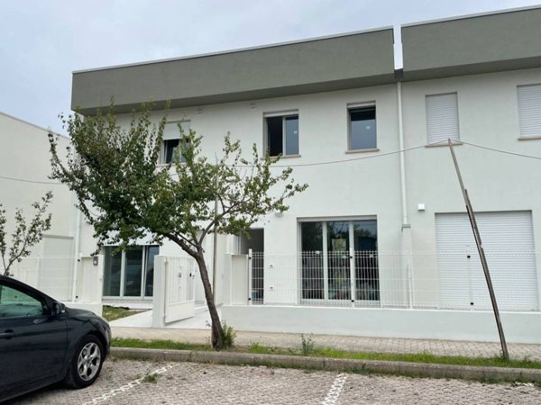 casa indipendente in vendita a Pesaro in zona Centro Città
