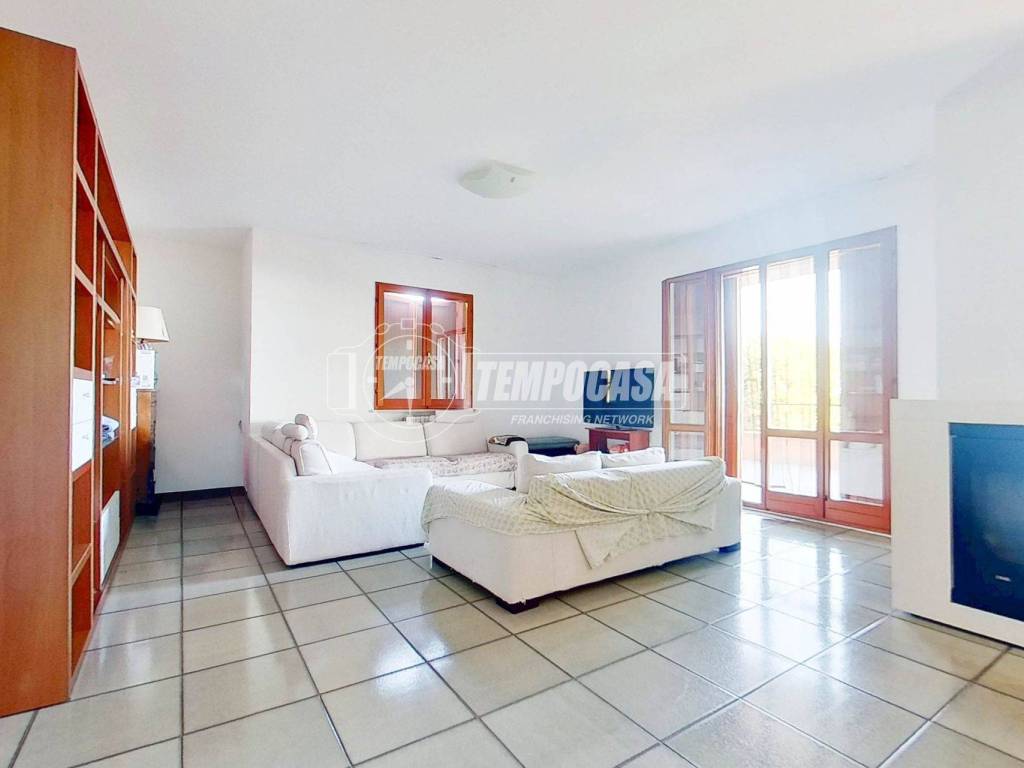 casa indipendente in vendita a Pesaro in zona Tre Ponti