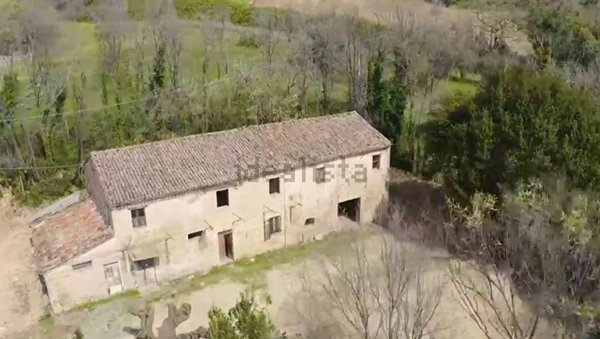 casa indipendente in vendita a Pesaro in zona San Bartolo